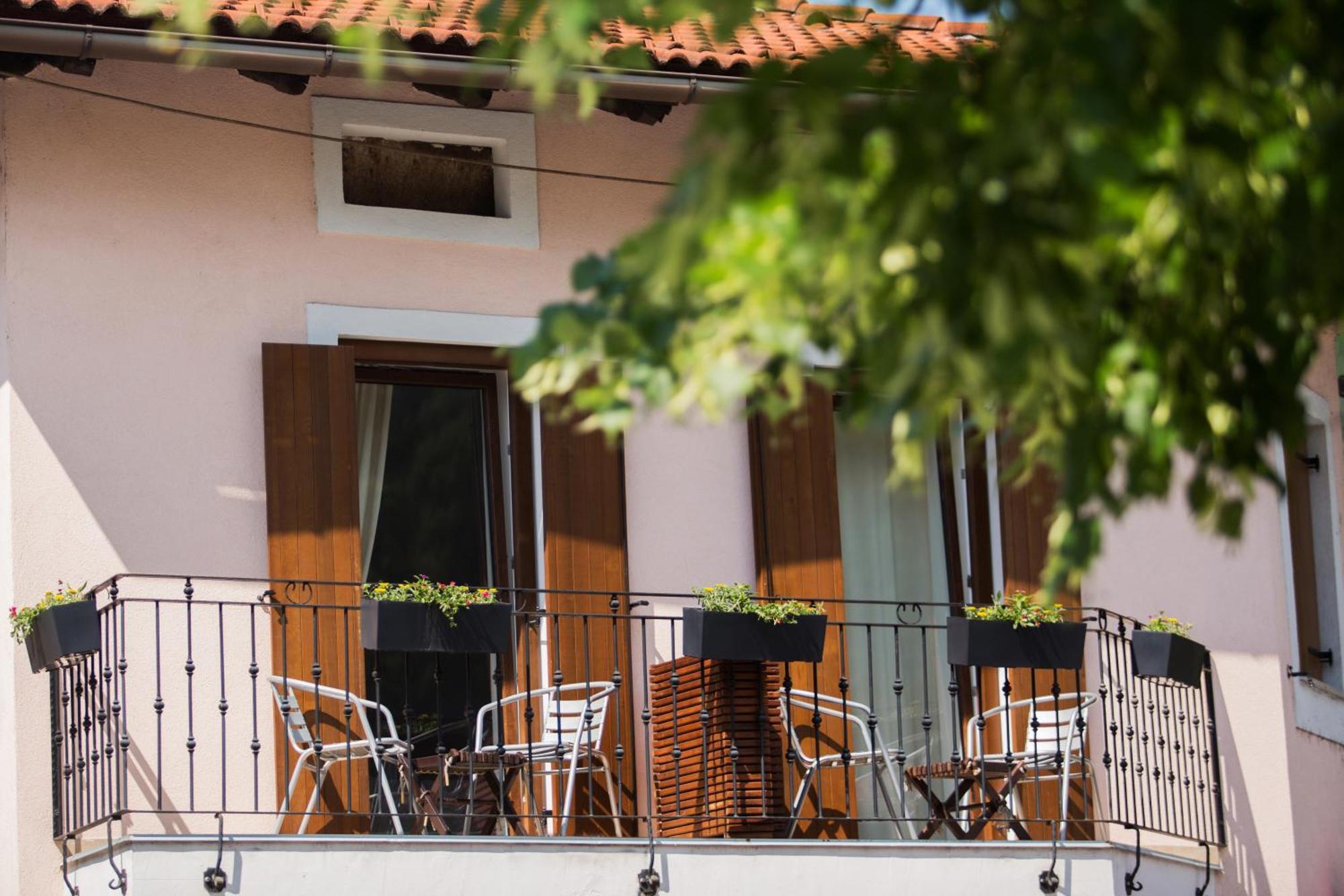 Sunny Rooms Most na Soči Eksteriør bilde