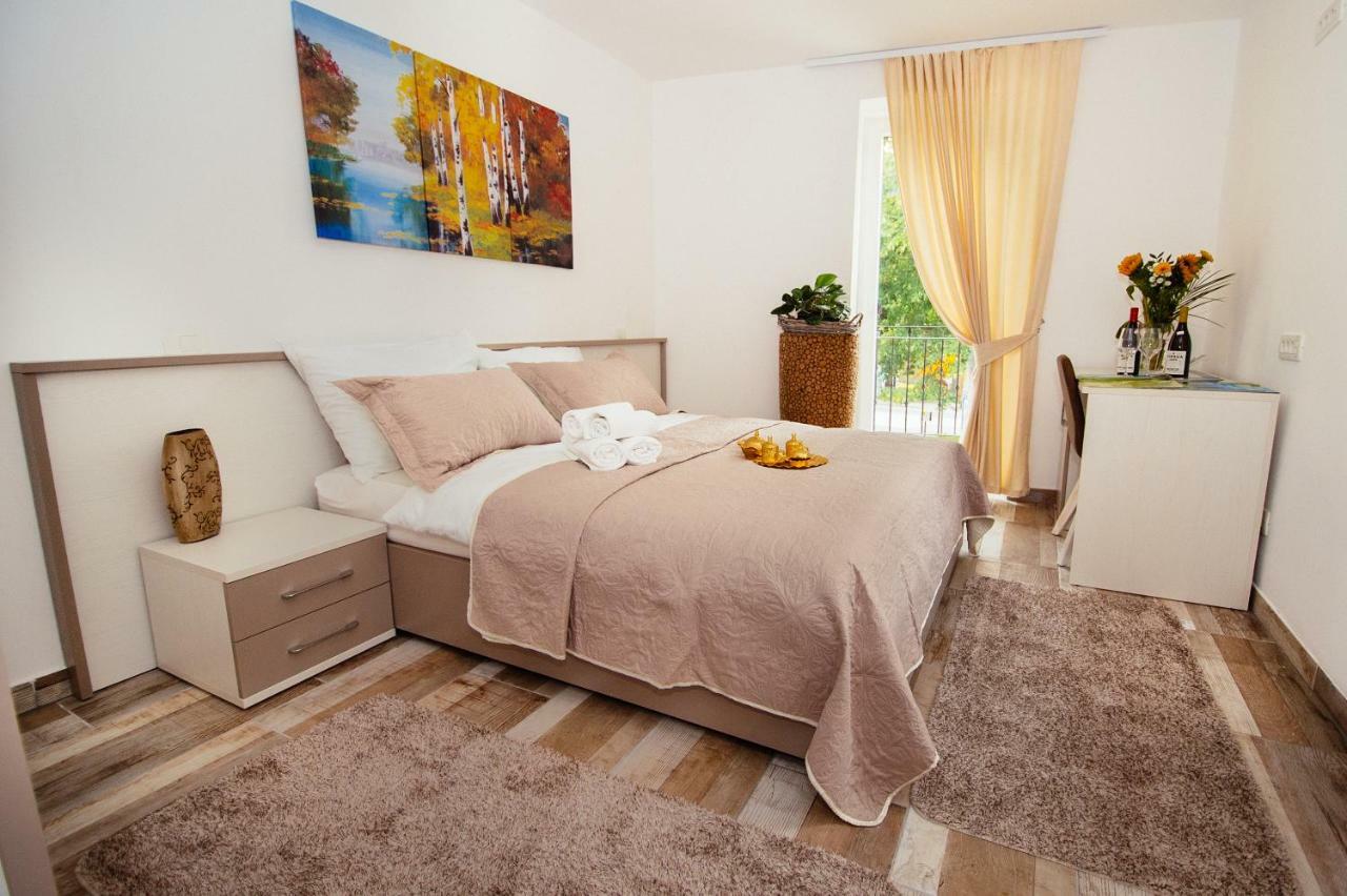 Sunny Rooms Most na Soči Eksteriør bilde